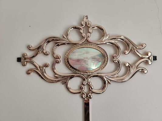 Dekoratives georgisches Bargitter für isoliertes Glas 7*15mm Stil, UV-resistentes Kunststoffgitter